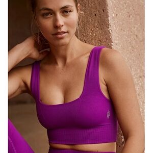 Free people movement good karma square neck bra. Vivid violet. Size Xs/S